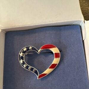 American pride pin